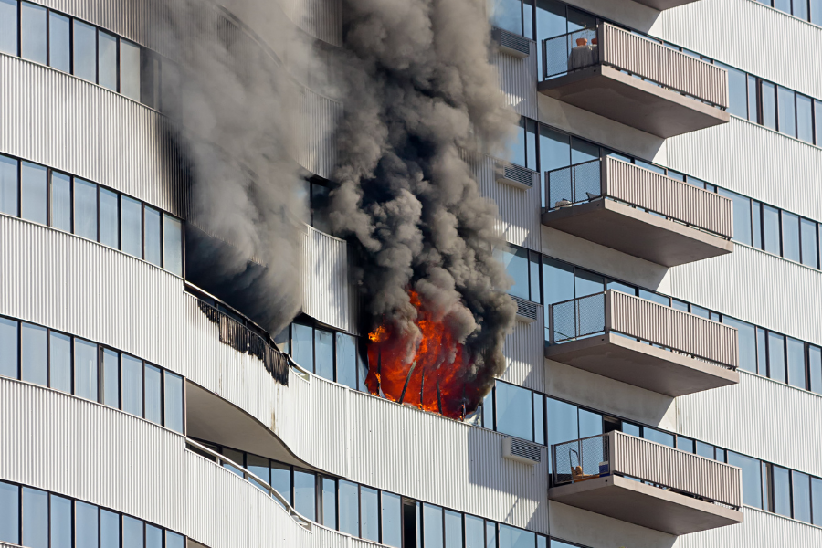fire in apartment building