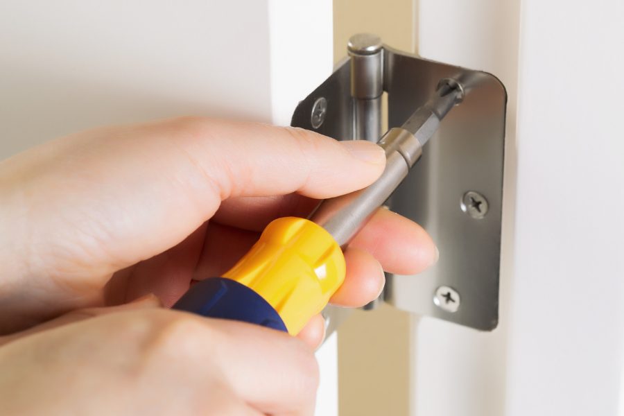 door hinge
