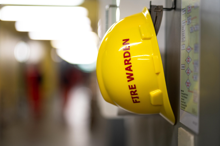 Blog-fire-warden-featured-header fire warden helmet